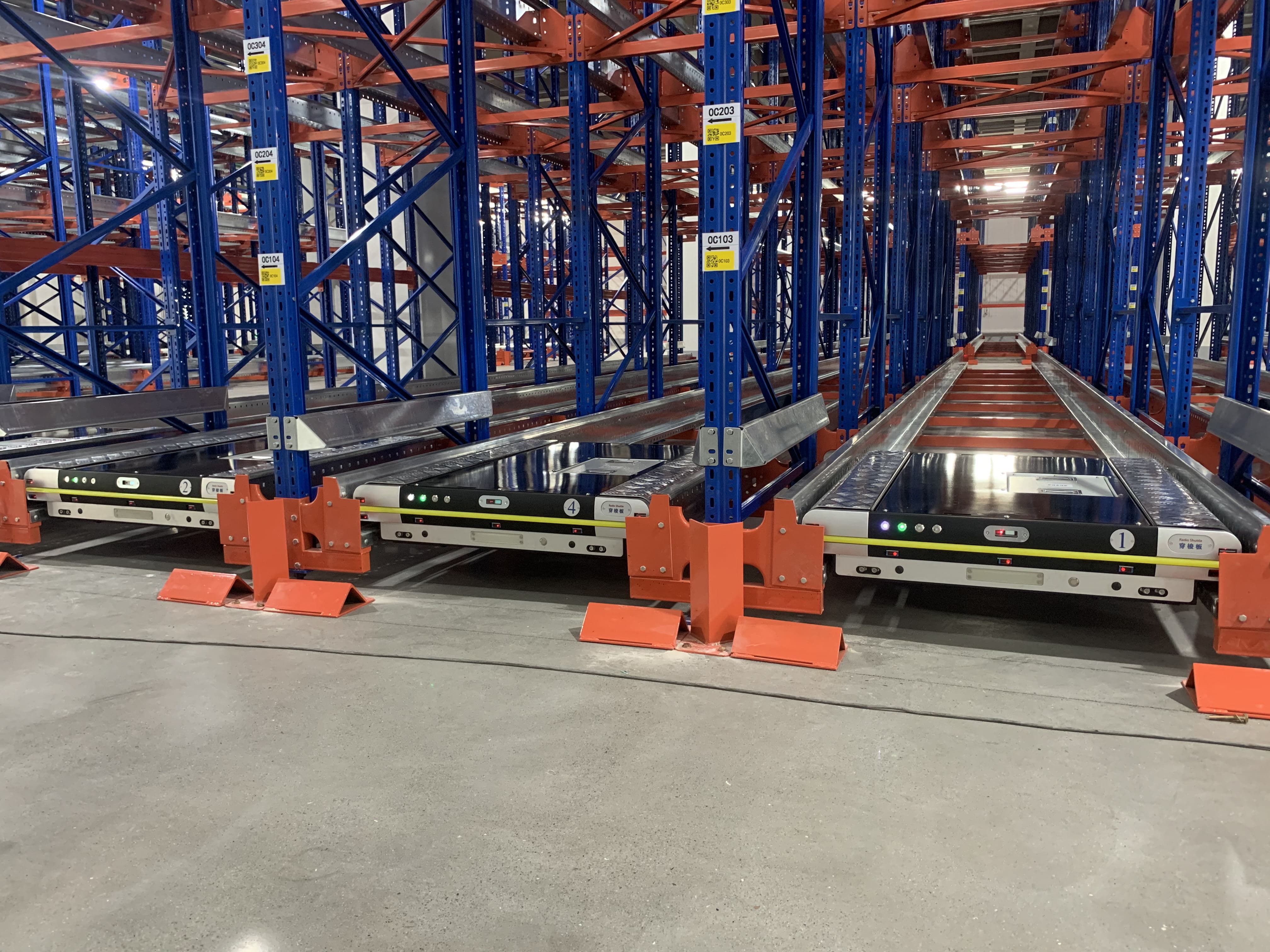 Custom Radio Shuttle Racking System Powder Coated Automated Warehouse Storage Rack For Cold Chain Logistics