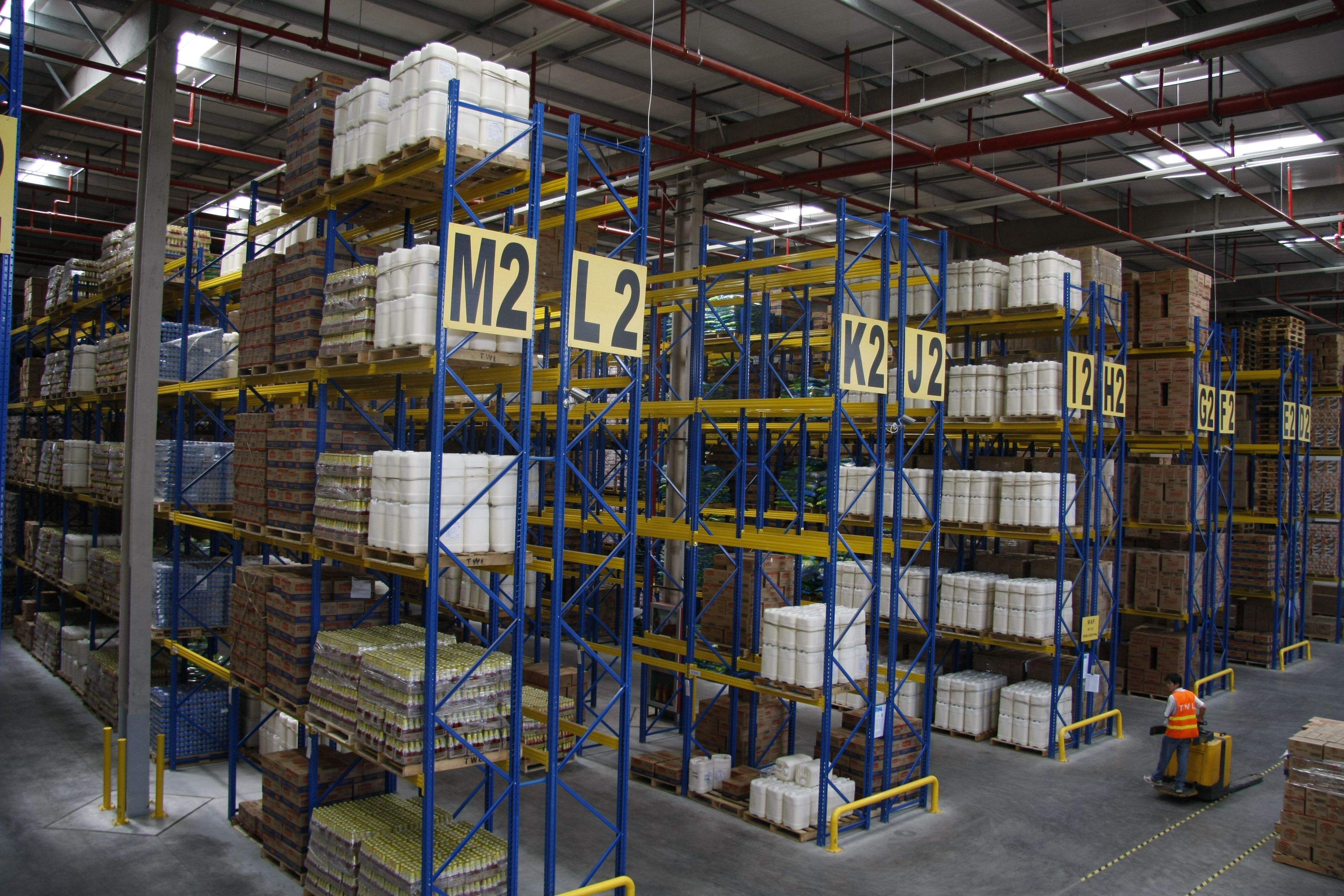 Direct forklift access