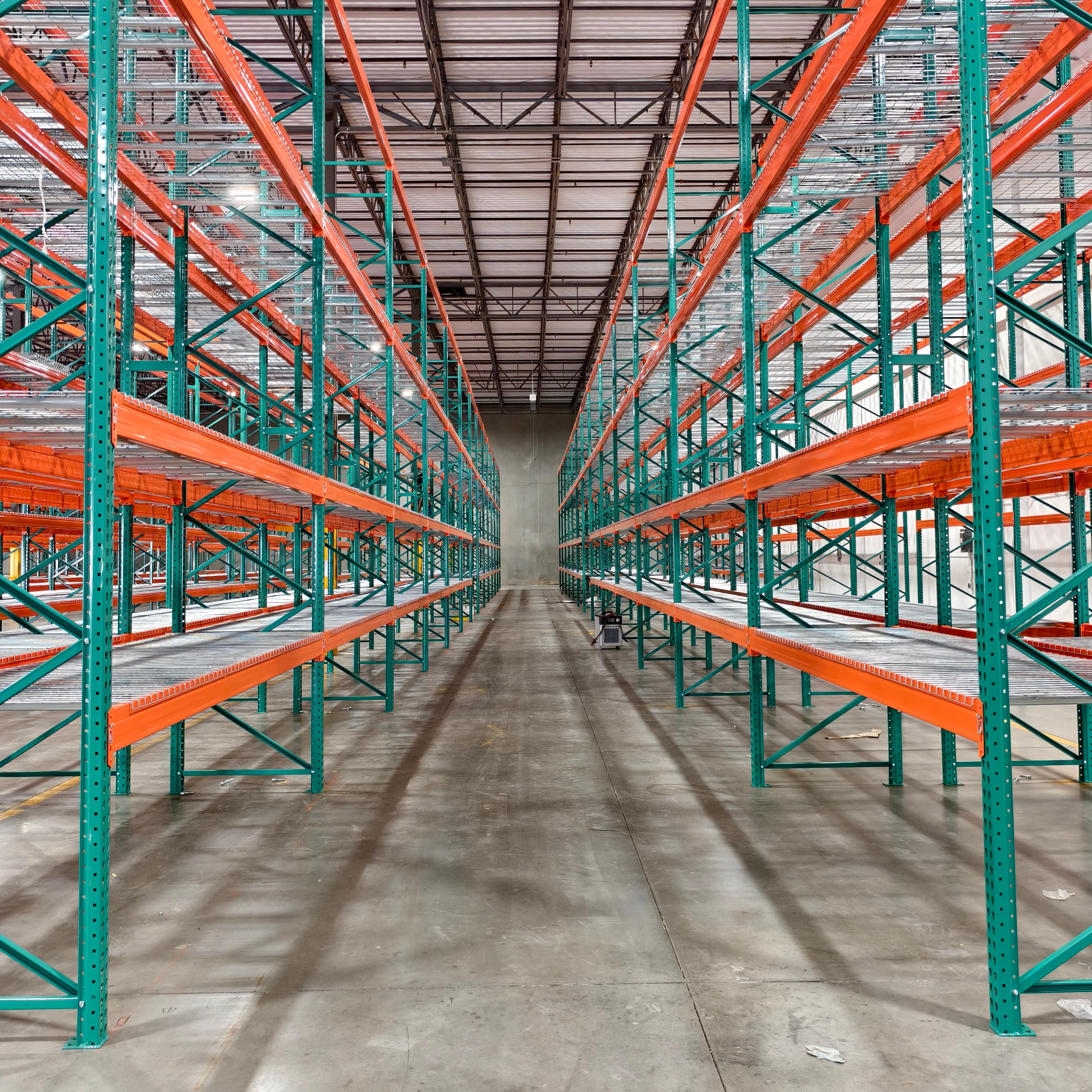 Jracking Heavy Duty Warehouse Shelving Rack Steel Teardrop Pallet Racking System For Distribution Centers