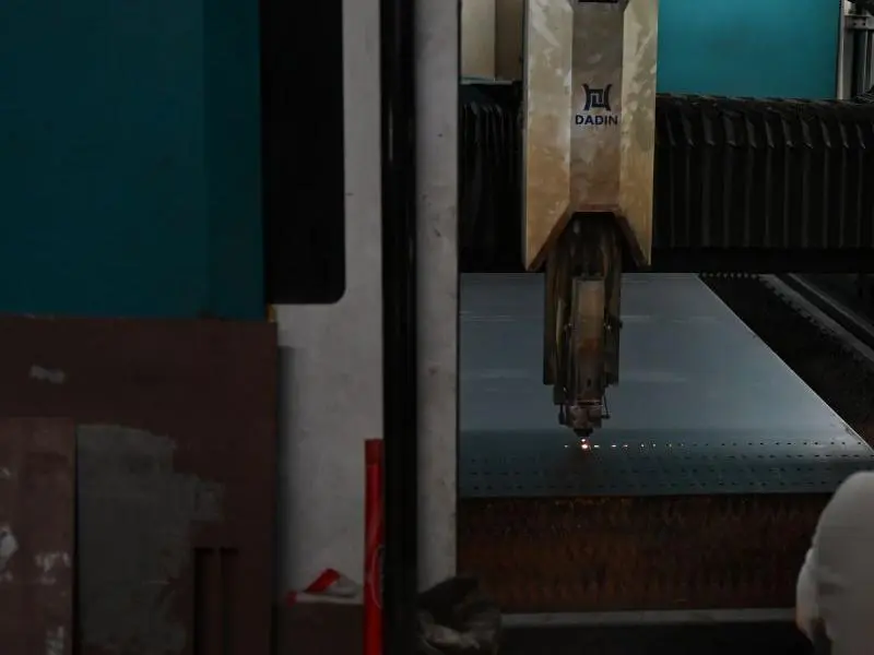 High speed precision steel shearing