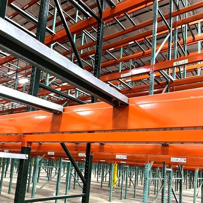 Customizable Heavy Duty Metal Pallet Racking System Steel Upright Teardrop Warehouse Rack With Shelves for Storage