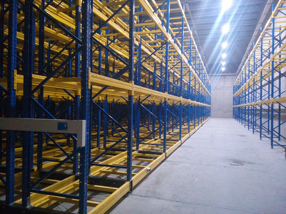Mobile Racking Display View 2