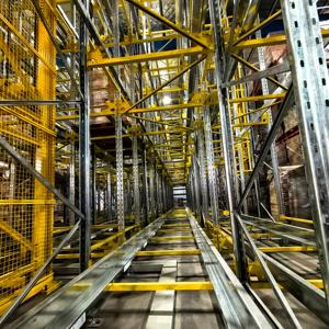 Four-Way Radio Shuttle Rack System for Cold Storage