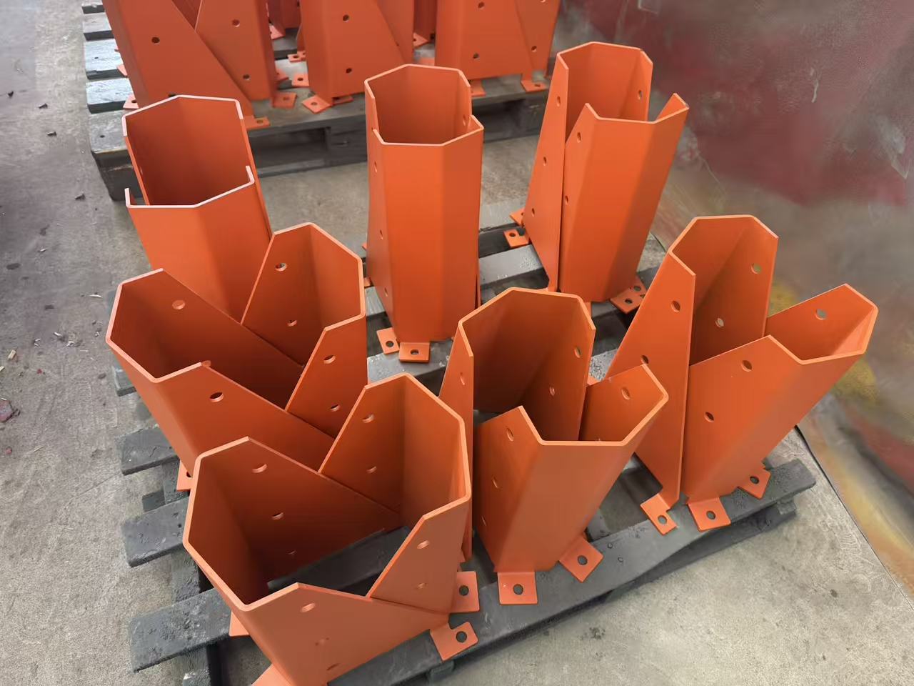 ISO9001 Certified Powder Coated China Industrial Warehouse Storage Steel Pallet Rack Safety Upright Frame Post Protector