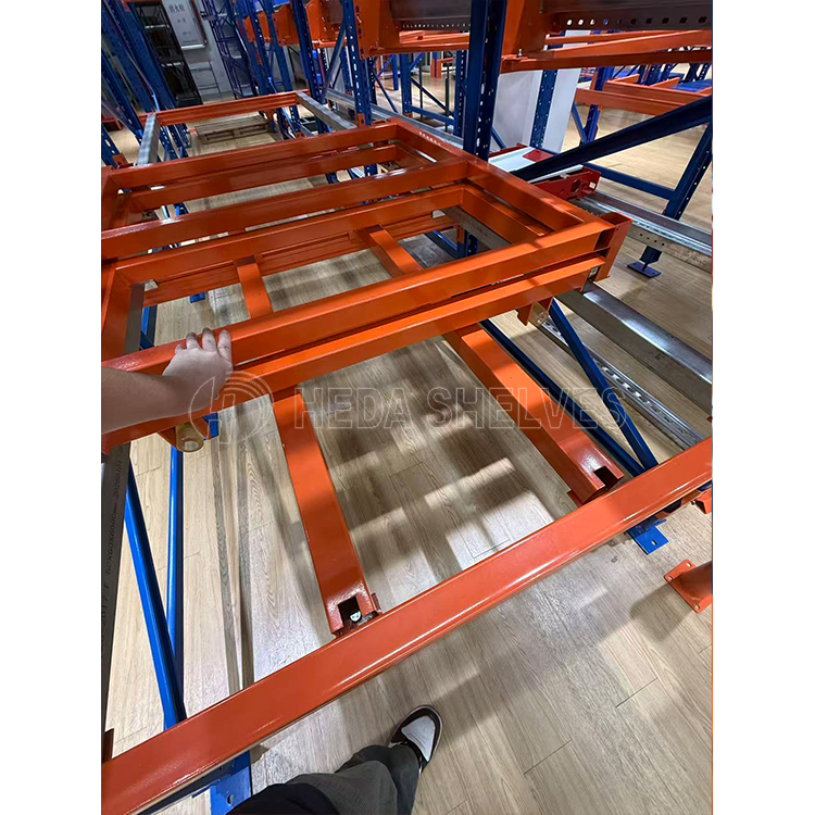 Heavy Duty Storage System Detail