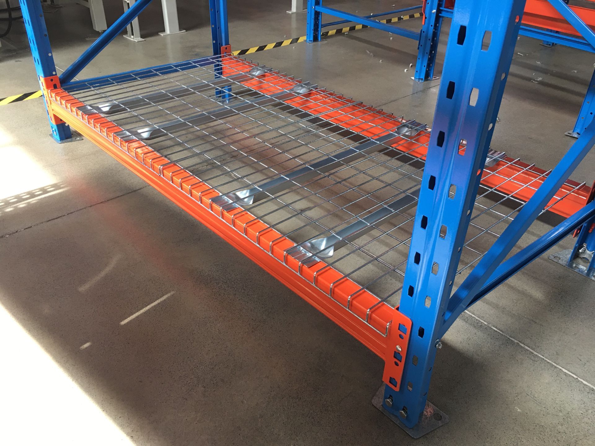 Cold-rolled Tall Stackable Steel Kids Pallet Racking Storage Shelf Warehouse Storage Rack