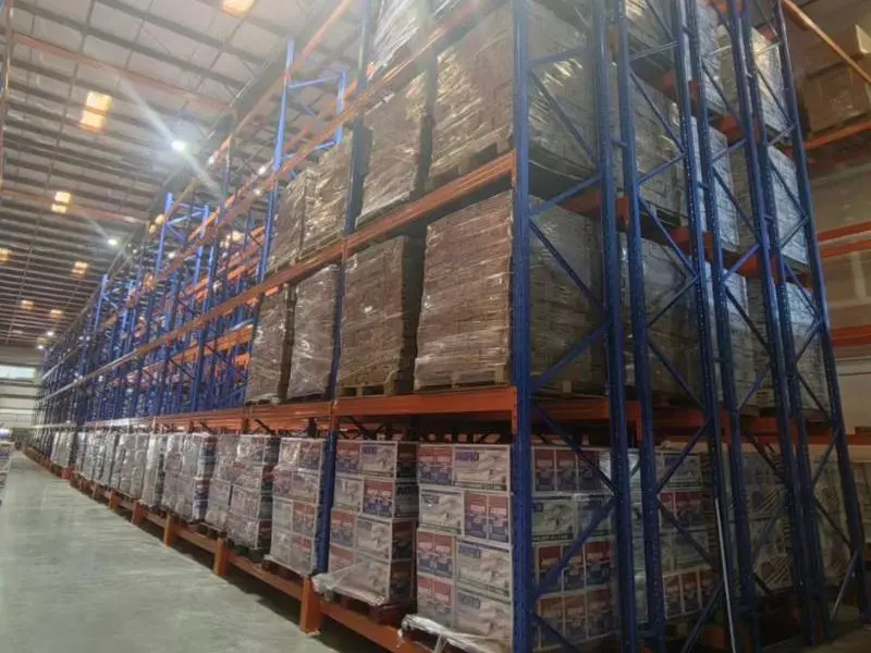 Food and Beverage warehouse gravity pallet flow racking for FIFO stock rotation