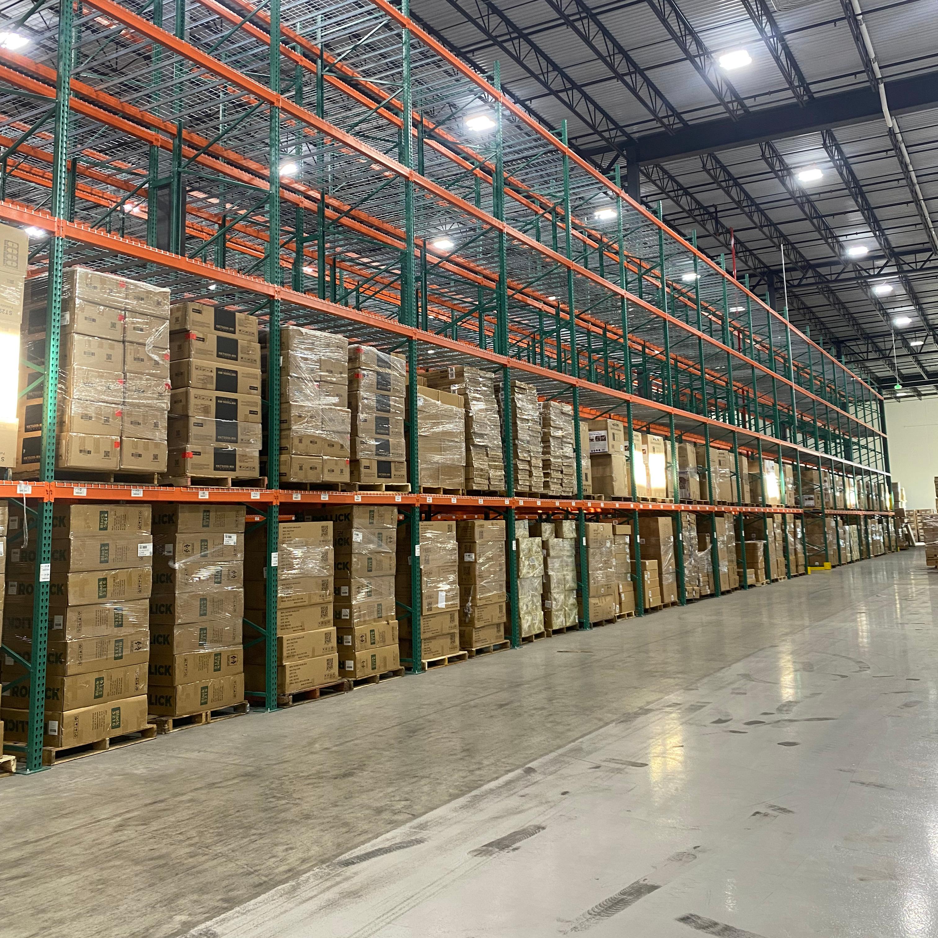 Jracking Heavy Duty Warehouse Shelving Rack Steel Teardrop Pallet Racking System For Distribution Centers