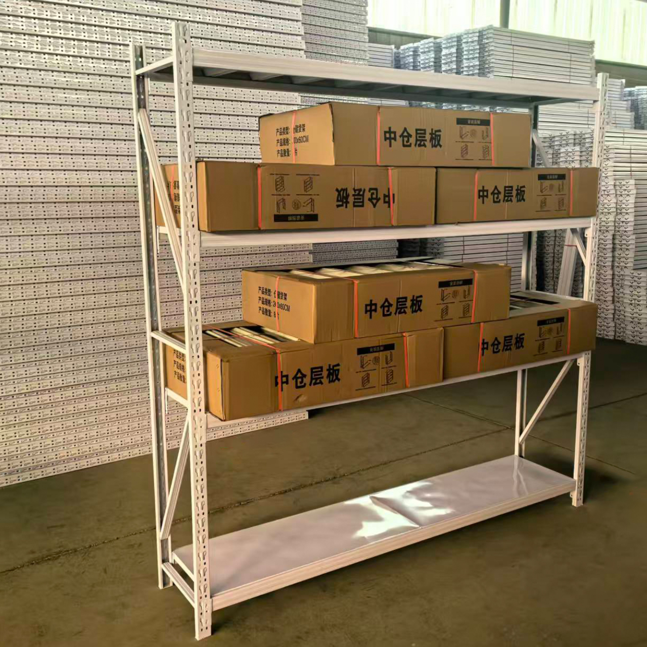 High Quality 500KG Loading Capacity Light Duty Warehouse Rack Warehouse Industrial Boltless Storage Metal Shelves