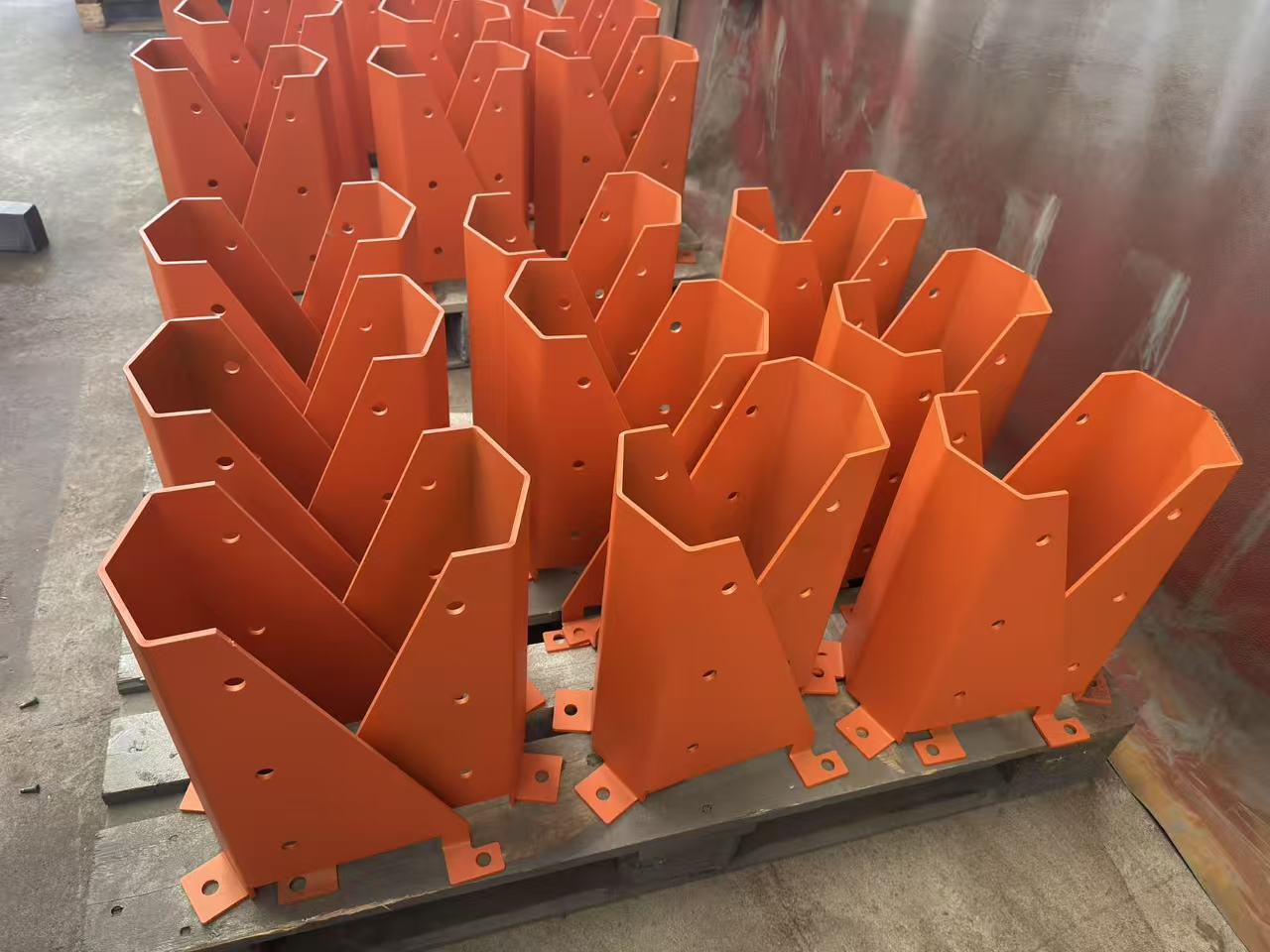 ISO9001 Certified Powder Coated China Industrial Warehouse Storage Steel Pallet Rack Safety Upright Frame Post Protector