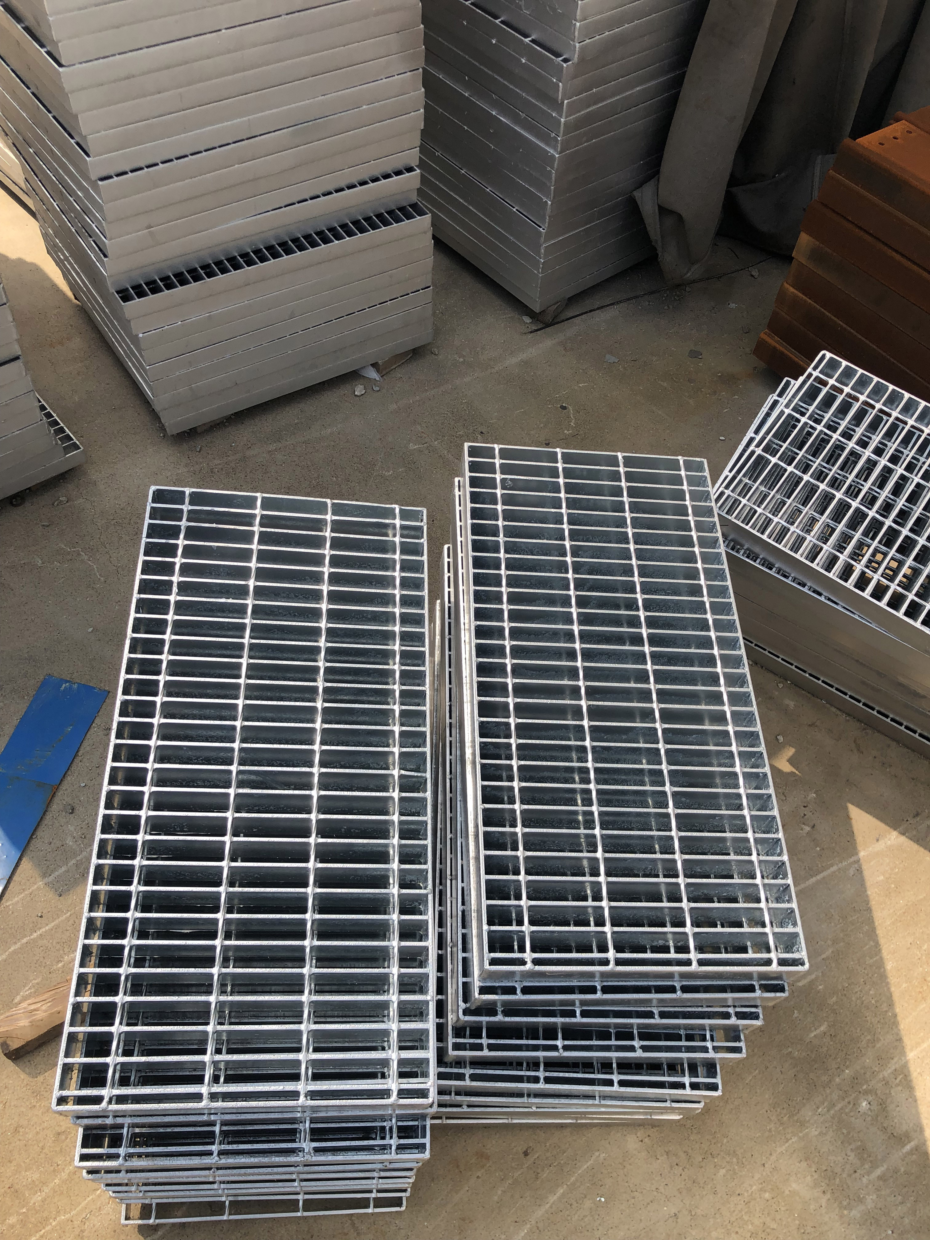 Steel Grating Detail 1