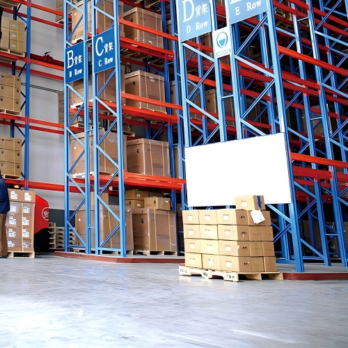 Space Saving Narrow Aisle Storage Racks VNA Racking System For Ecommerce Fulfillment Warehouses Offering Quick Installation