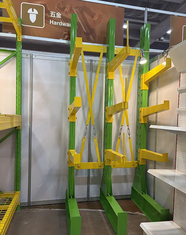 Trade delegation exploring heavy-duty cantilever racks